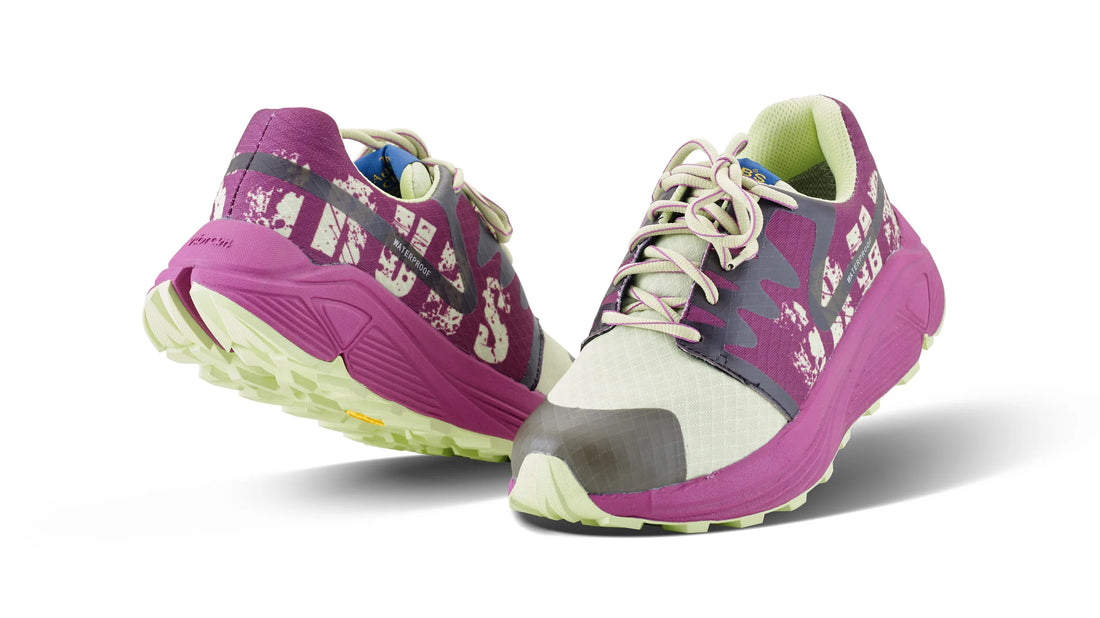 Discover shoe in Fuchsia and Mint